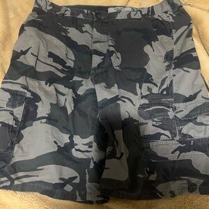 Men Wrangler Jeans Co. Cargo Shorts